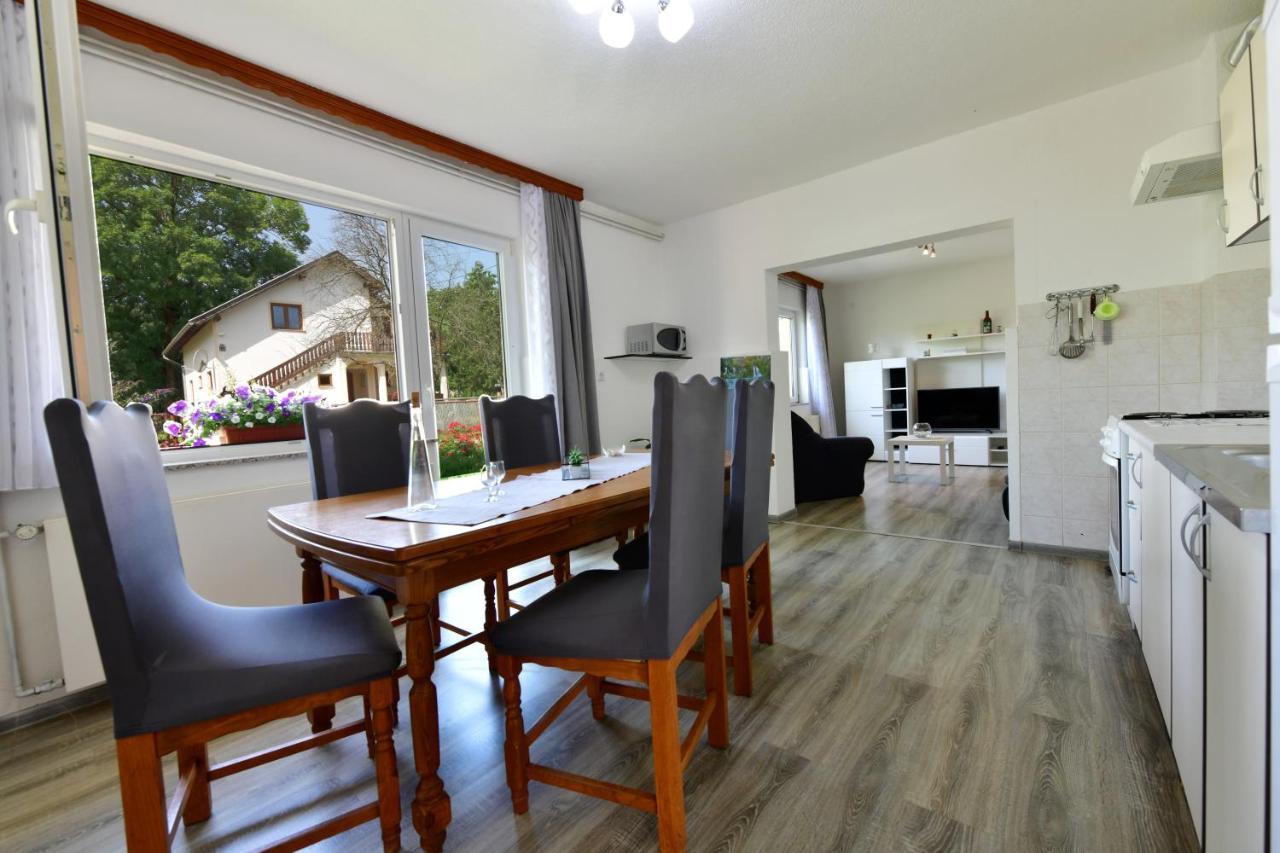 Apartman Dorijan Rakovica Kültér fotó