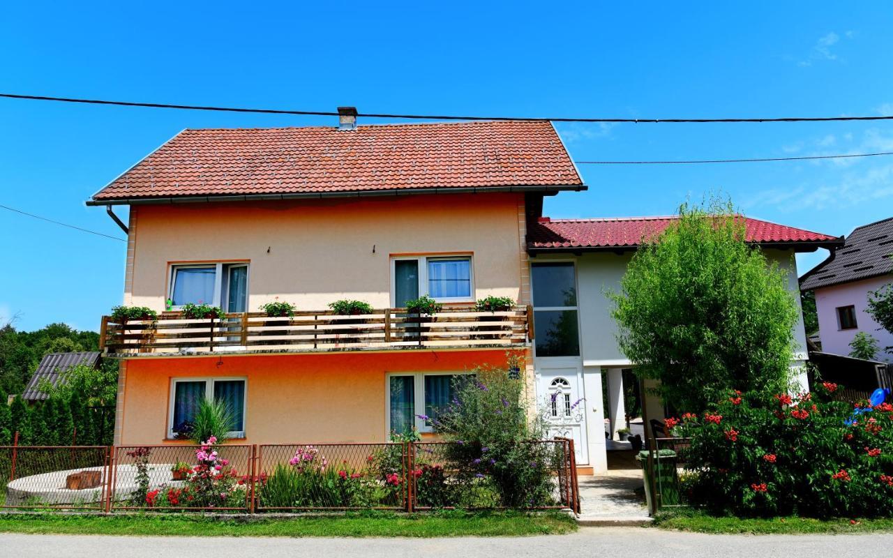 Apartman Dorijan Rakovica Kültér fotó